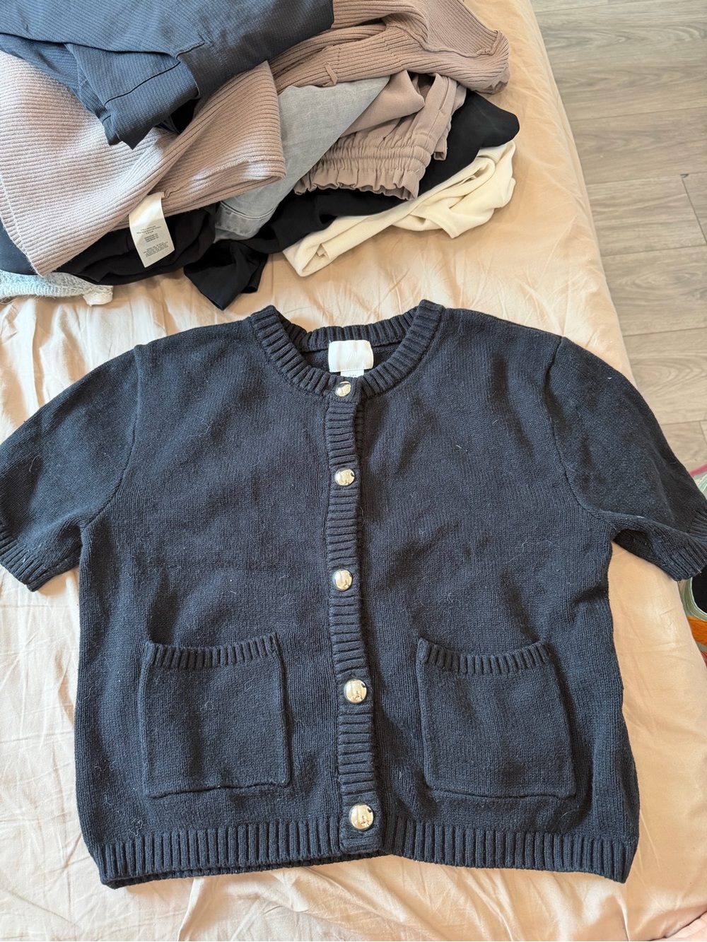 Women's H&M Short-Sleeve Black Knit Cardigan Sweater